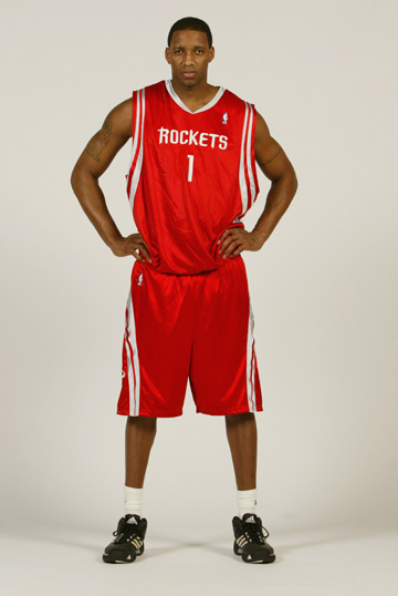 卡恩：纳格尔斯曼应该停止试验；拜仁和于帕续约的代价很昂贵（卡恩直言纳格尔斯曼应收手试验，拜仁与于帕续约成本高企）