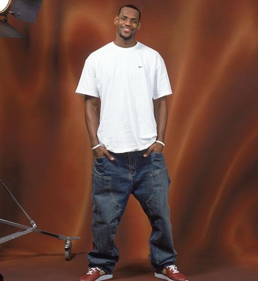 每体：拉波尔塔表示与梅西关系正常，这种关系实际上不存在（每体：拉波尔塔称与梅西关系正常，实则无此关系）