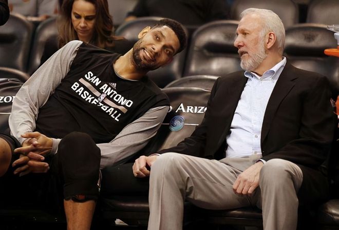 篮球篮网进攻端突然断电，惨遭逆转（篮网进攻短路，痛失好局遭逆转）